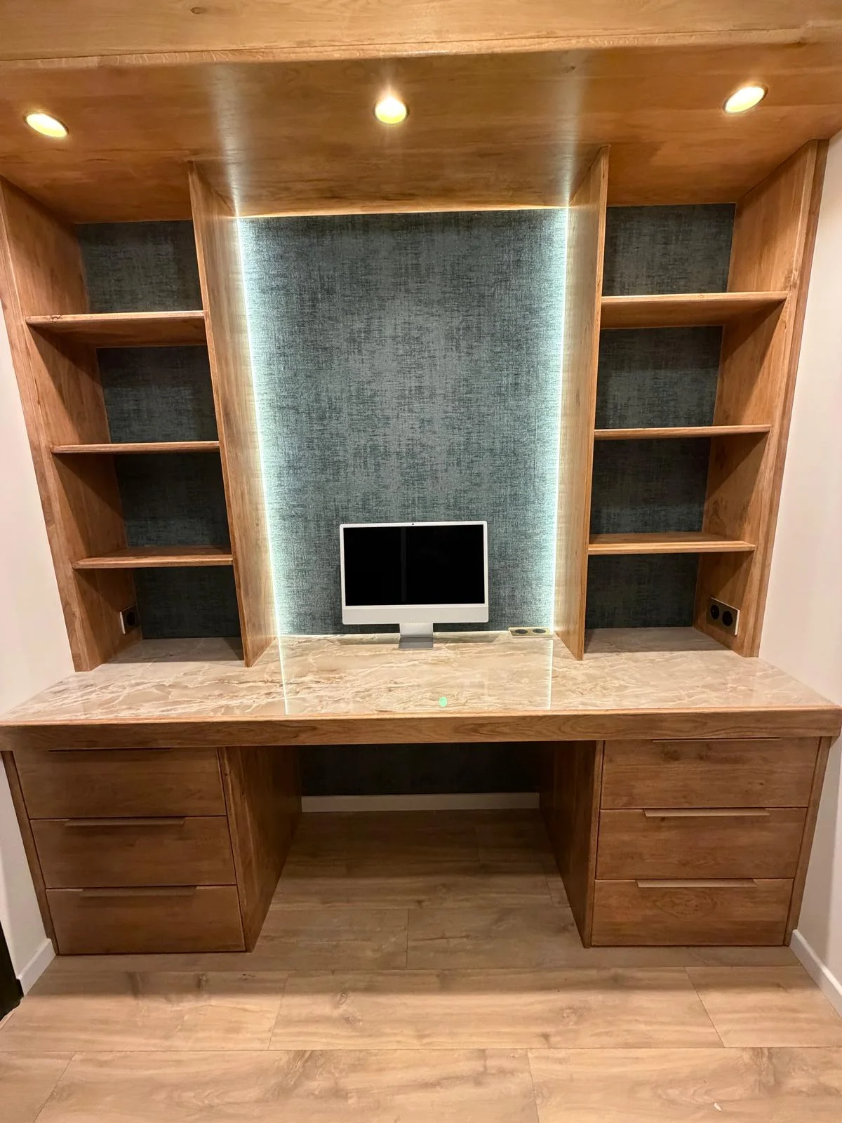 Bureau sur mesure Marchiennes